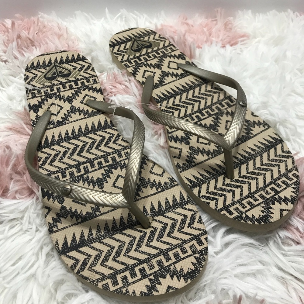 🌼 Super cute Roxy sandals 🌼 - Picture 2 of 4